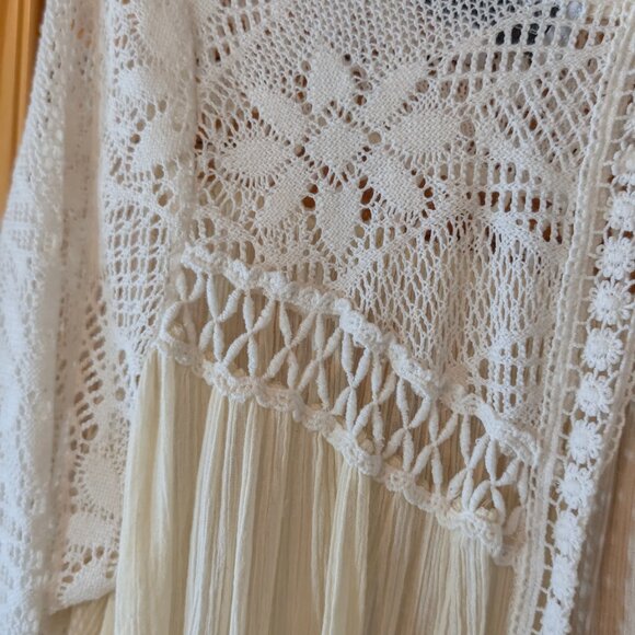De Philo  Golden Tote Open Back La Boheme Blouse Medium Boho White Lace Crochet - Picture 16 of 16